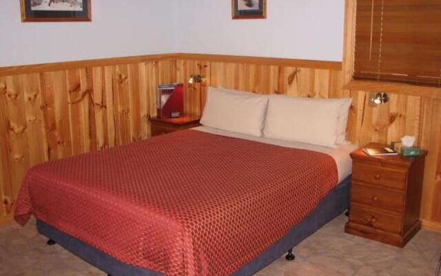 Derwent Bridge Chalets & Studios