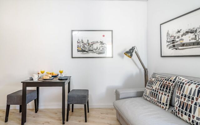 JOIVY Cosy 1-Bed Flat W/Seaview In Alfama