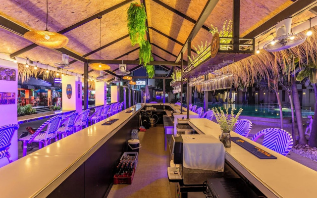 Mermaid Beach Resort