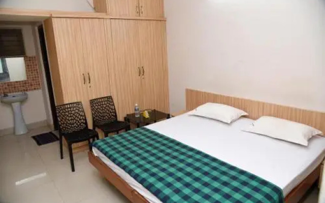 Lake View by OYO Rooms