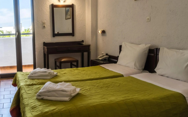 Malia Holidays Hotel
