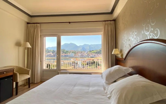 Silken Gran Hotel del Sella