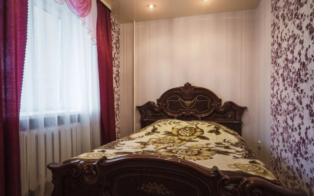 Марьин Дом на Малышева 120