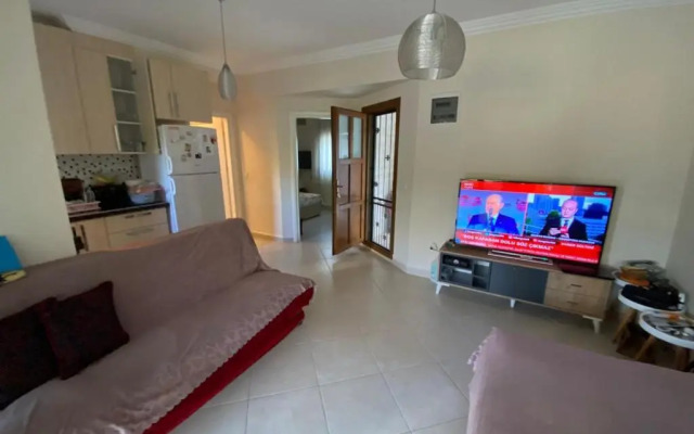 Vi̇lla Erni̇s - Datça Raykent Tati̇l Si̇tesi̇ - Ki̇ralik