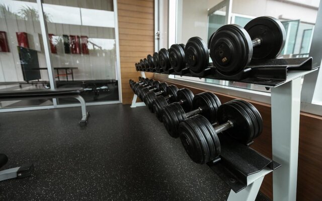 Cozy Thonglor by Pat