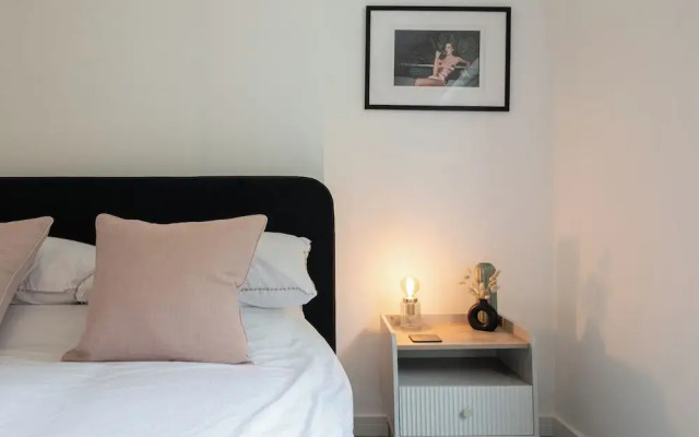 Cosy 1BD in Malvern With Stunning Views