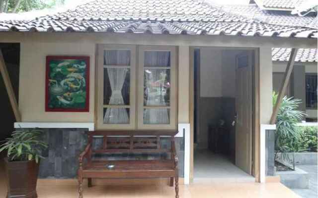 Ndalem Suratin Guesthouse