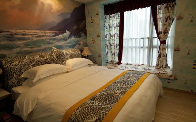 Chimelong LOVE Theme Apartment