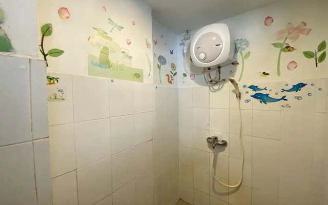 Adorable 2Br Apartment Gateway Ahmad Yani Cicadas Bandung