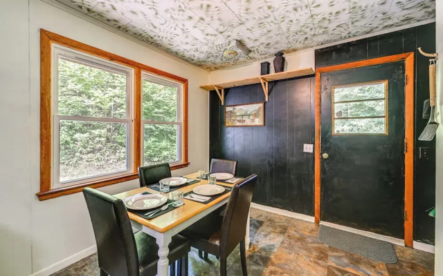 Affordable, Artsy, Unique! Blue Ridge Mtn-view Gem