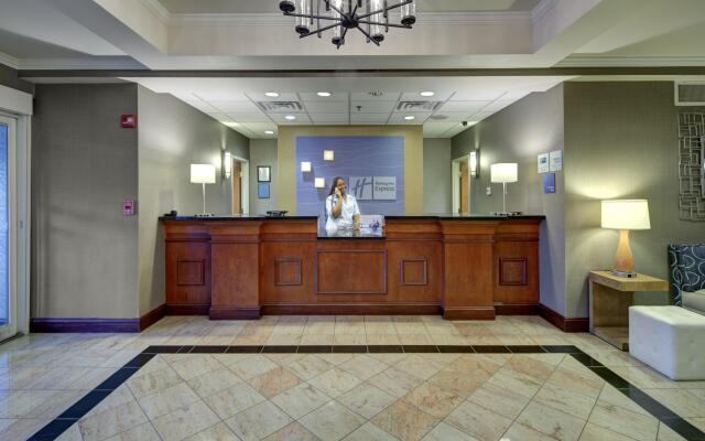 Holiday Inn Express Hotel & Suites Emporia, an IHG Hotel