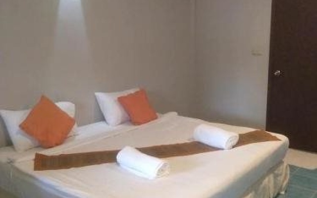 Lanta Phu Hill Resort – Guest Rooms – Ko Lanta