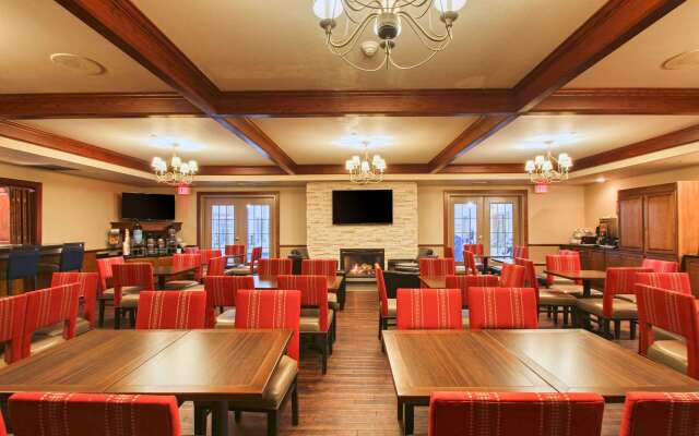 Comfort Suites Milwaukee Airport