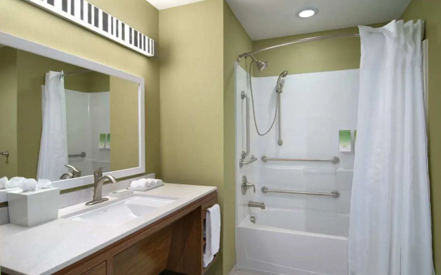 Home2 Suites by Hilton Charleston Airport/Convention Center