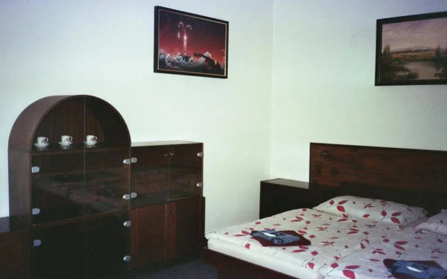 Hotel Lux