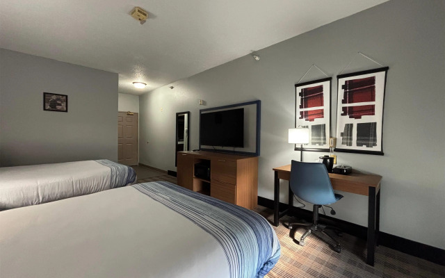 AmericInn by Wyndham Galesburg