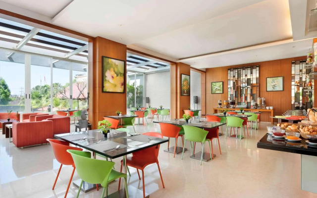 ibis Styles Solo