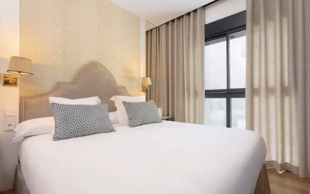 Exclusive Apartment Near Torre del Oro Betis Xiii