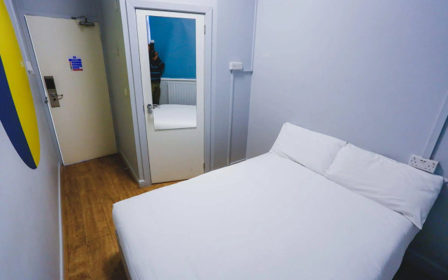Via Limehouse - Hostel