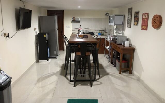 DeRose Guest House Canggu Bali