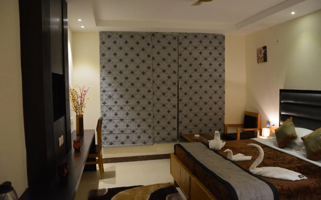 Hotel Harshikhar