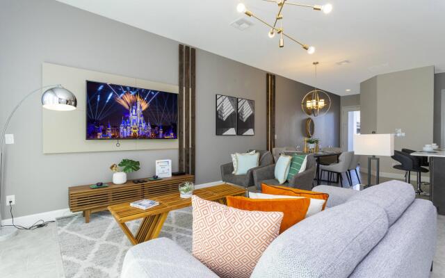 Breathtaking Home Private Hot Tub