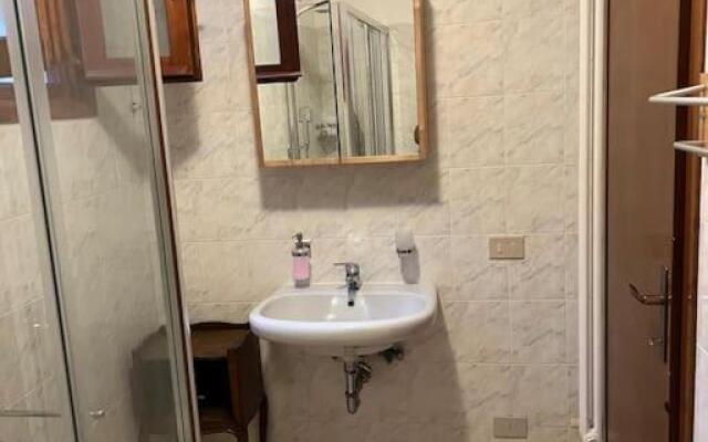 Entire home/flat 5min from Lake Garda