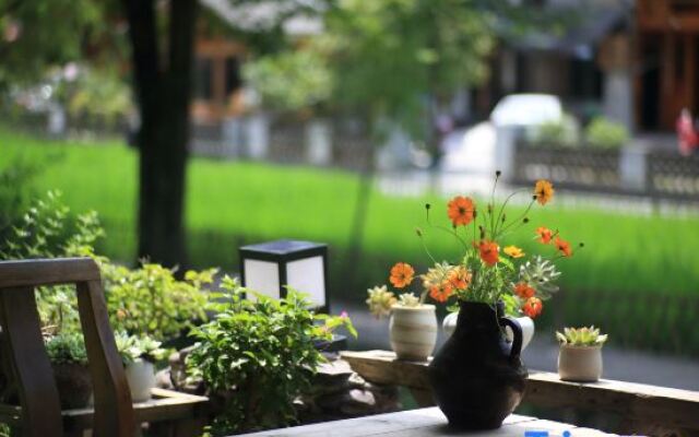 Yunshe Puju Guesthouse