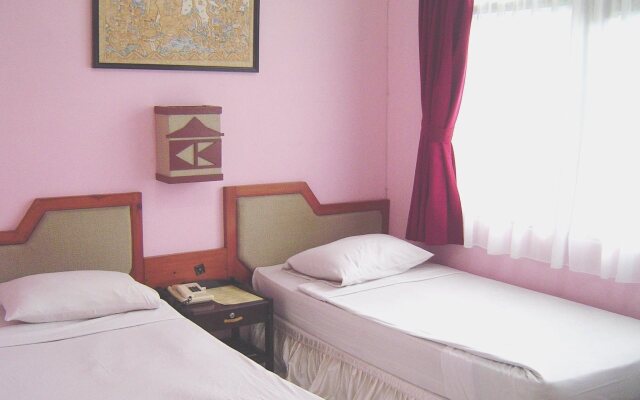 Komajaya Komaratih Hotel