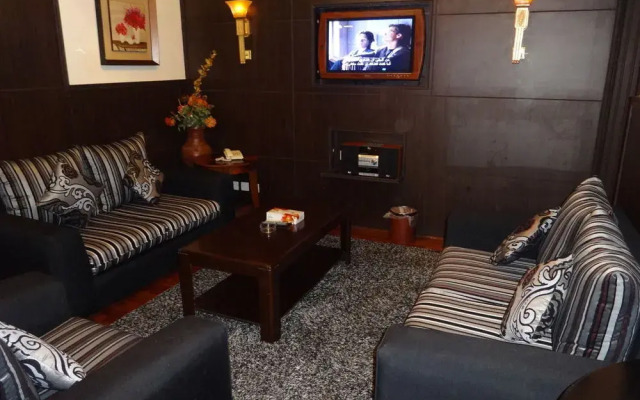 La Fontaine Safd Suites