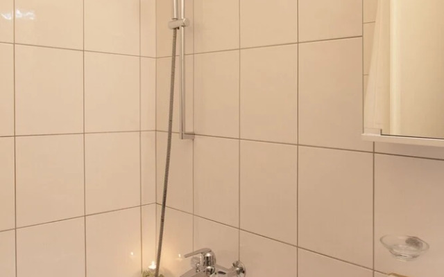 ZH Seefeld - Hitrental Apartment