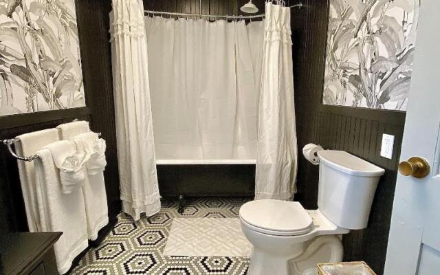 Coppersmith Inn B&B