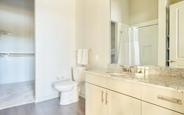 Sonder - Jefferson Eastshore