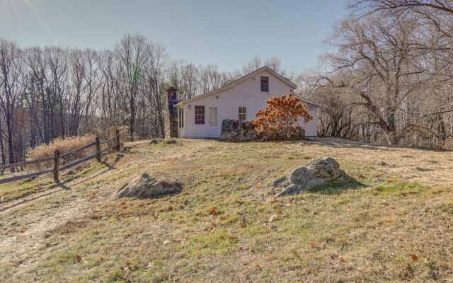 Cozy Berkshires Cottage w/ 11 Private Acres!