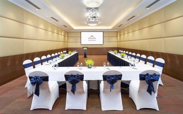 Windsor Plaza Hotel