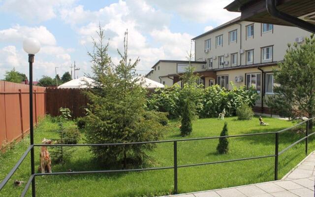 Zhar Ptitsa Hotel
