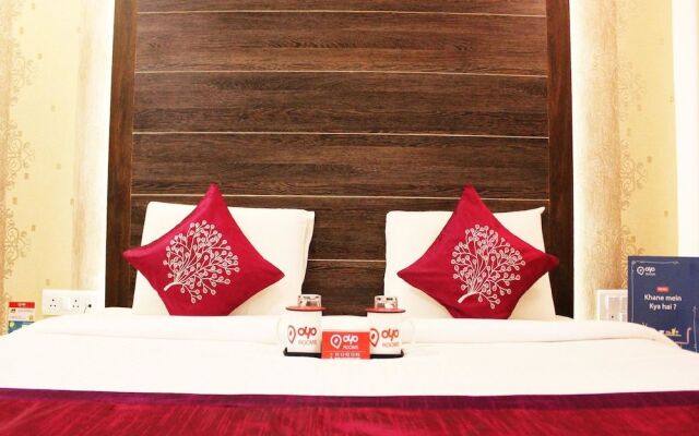Adyar Ananda Bhavan Hotel