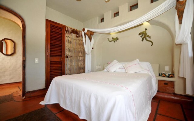 La Villa Luz Adults Only