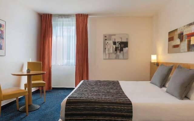 Greet Hotel Montbeliard