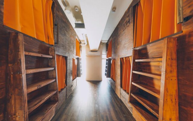 Mezamashi Sandwich - Hostel