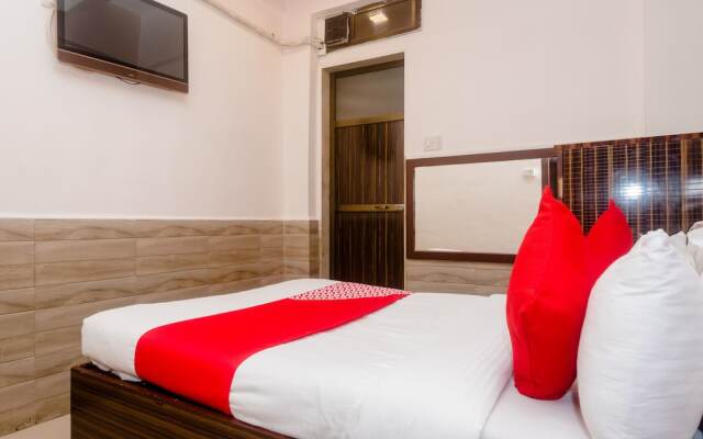 OYO 27680 Hotel Stay Inn