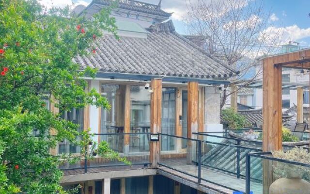 Po return. Slow talk