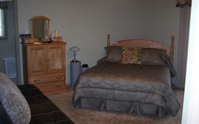 Bee 'n Bee Bed n' Breakfast