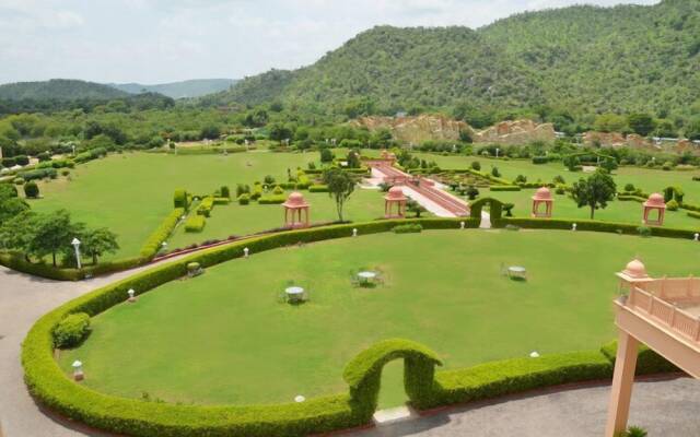 The Gold Palace & Resorts