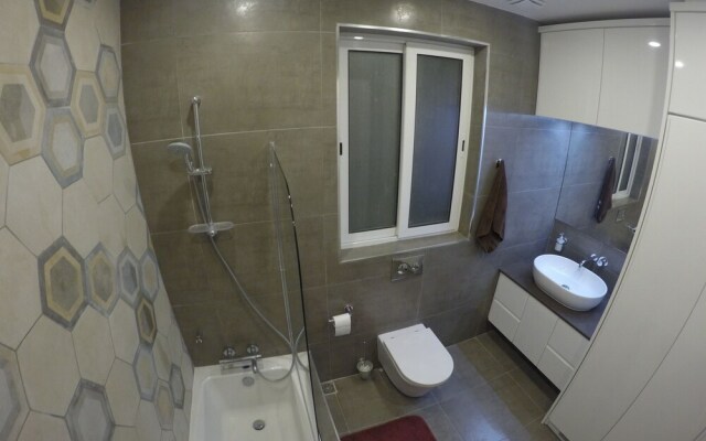 Sunshine Suites