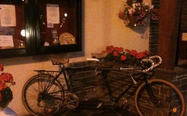 Hostellerie De La Poste