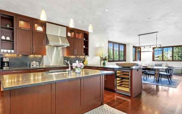 Platinum Vail Solaris 3 Bedroom Vacation Rental Set at the Base of the Mountain Just Steps From the Gondola