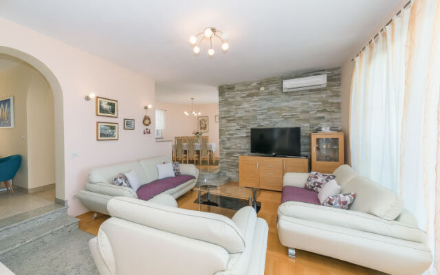 Relax House Biljana