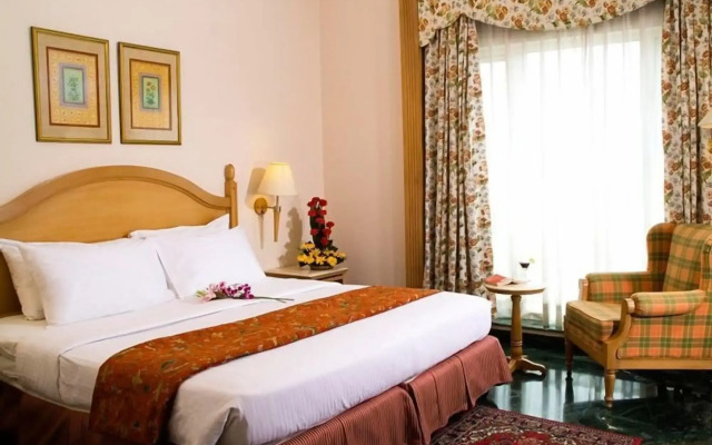 Savoy Suites Noida