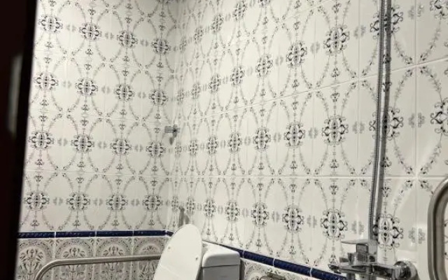 Rooms Hotel